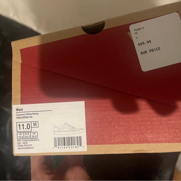 Brand new vans - Picture 4 of 4